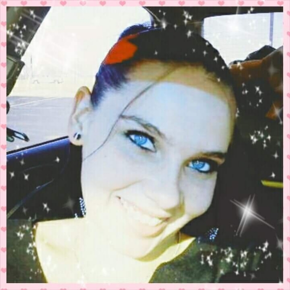 Meet your Posher, Breann - Picture 4 of 6